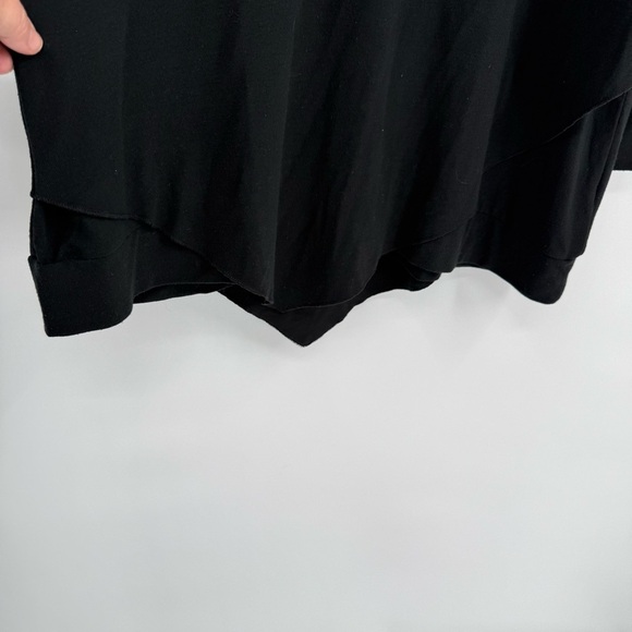 Soft Surroundings Women’s Top Black Long Cape Sleeve V-Neck Size 1X - Picture 6 of 11